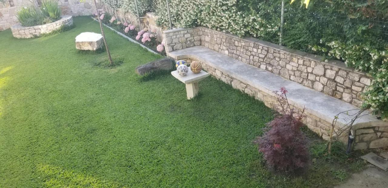 Country House Bubullime Albania Lushnje Exterior photo